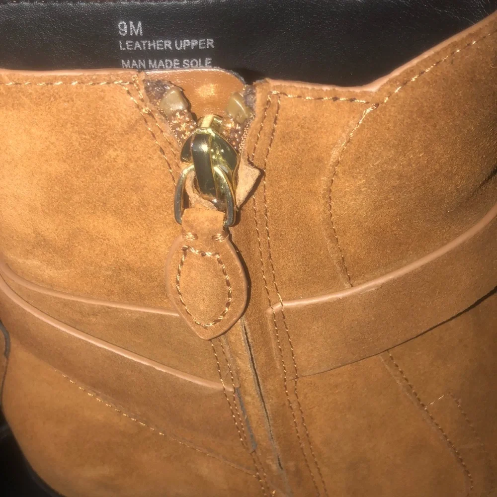 Rebecca minkoff pointed toe bootie size 9